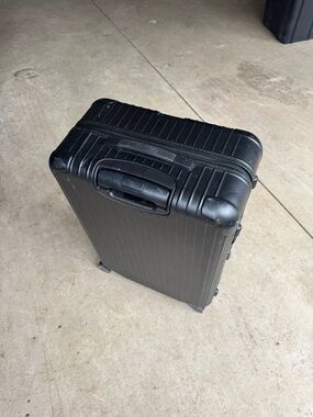 RIMOWA Black Hard-Shell Cabin Suitcase